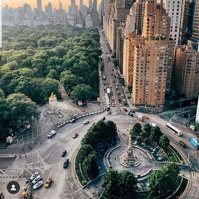 Unique private boat tour experience in NYC with personalized service.